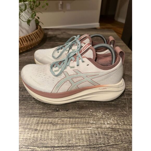 ASIC GEL-NIMBUS 27 Women’s Running Shoe Size 9 - Picture 2 of 10